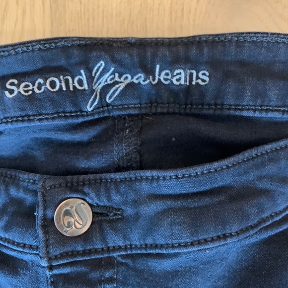 Second Yoga Jeans - Picture 3 of 7